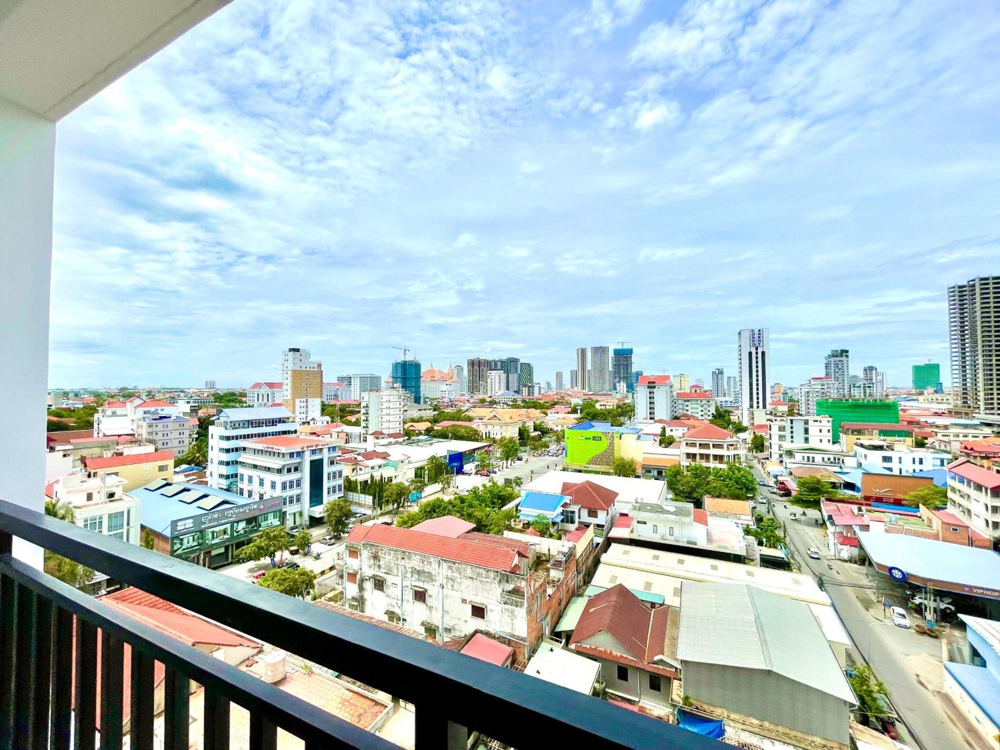 Real Hope Apartments Phnom Penh - Free Laundry Exterior photo